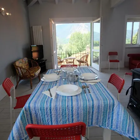 Canton Del Moro Apartment